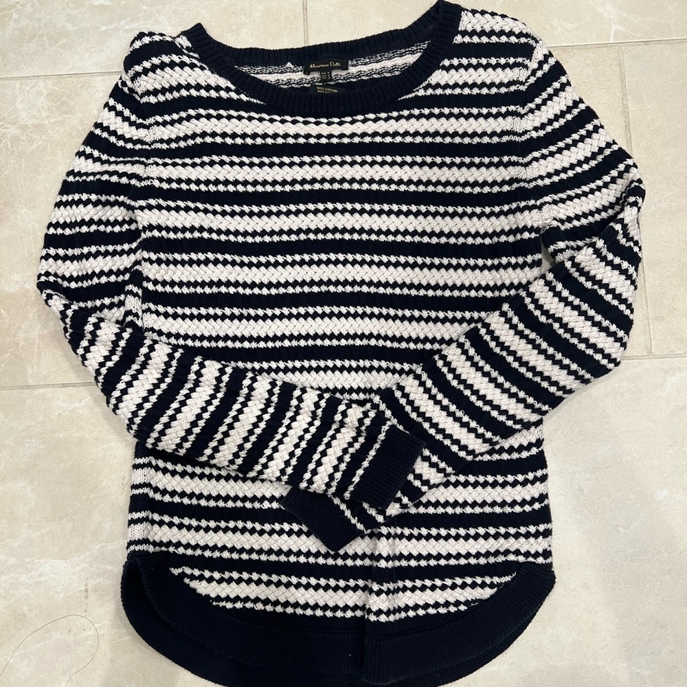 Massimo Dutti Navy and White Striped Sweater Women’s Size M